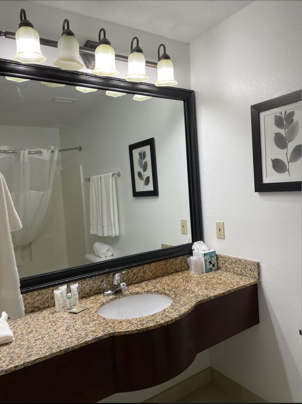 Best Western Fort Dodge Exterior foto